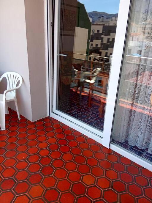 Apartamento grande, la mar esta 5 minutos andando Denia Exterior foto
